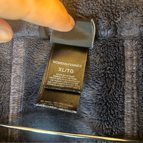 The North Face Women's Dark Gray Utility Jacket - Picture 2 of 10